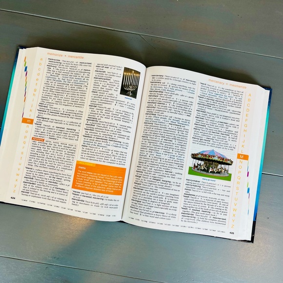 Merriam-Webster's Elementary Dictionary (2019 Hardcover) - Picture 4 of 8